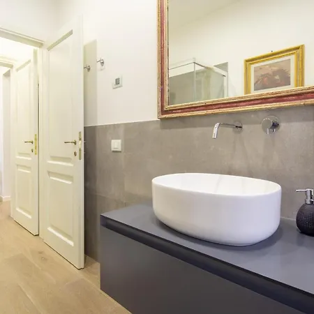 Luxury Liberty Palace Διαμέρισμα *